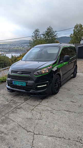 Ford Transit Connect 2 of 16