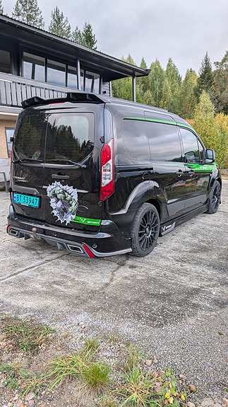 Ford Transit Connect 5 of 16