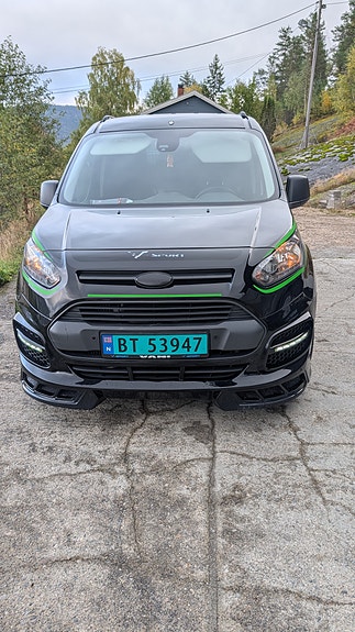 Ford Transit Connect 3 of 16