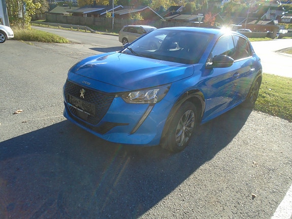 Peugeot e-208 4 of 22