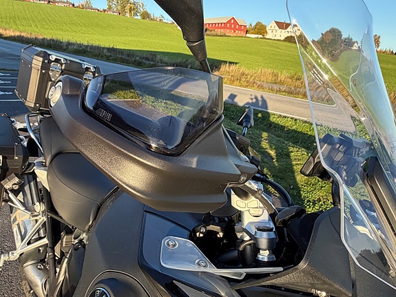 BMW R 1250 GS Adventure Triple Black 7 of 9