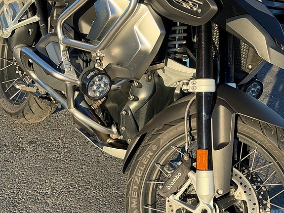 BMW R 1250 GS Adventure Triple Black 4 of 9