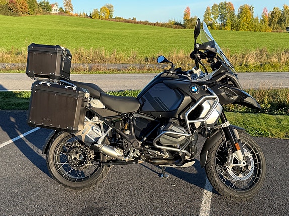 BMW R 1250 GS Adventure Triple Black 2 of 9
