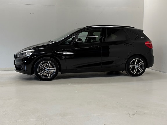 BMW 225xe 8 of 30