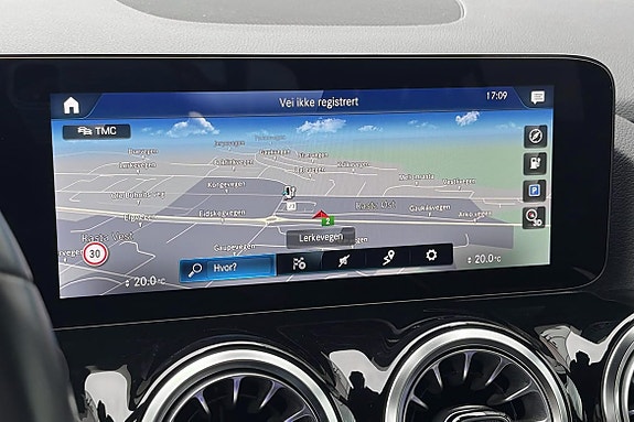Mercedes-Benz EQA300 9 of 15