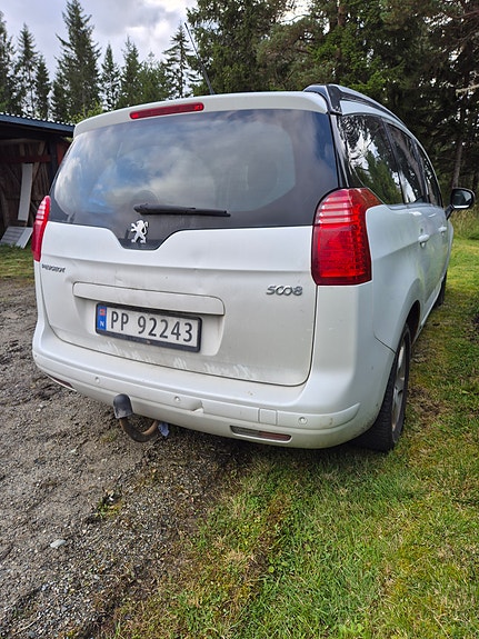 Peugeot 5008 3 of 12