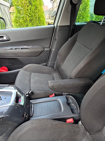 Peugeot 5008 8 of 12