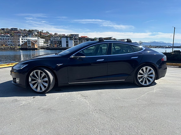 Tesla Model S 5 of 16