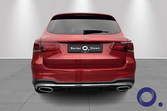Mercedes-Benz GLC220 d 4 of 28