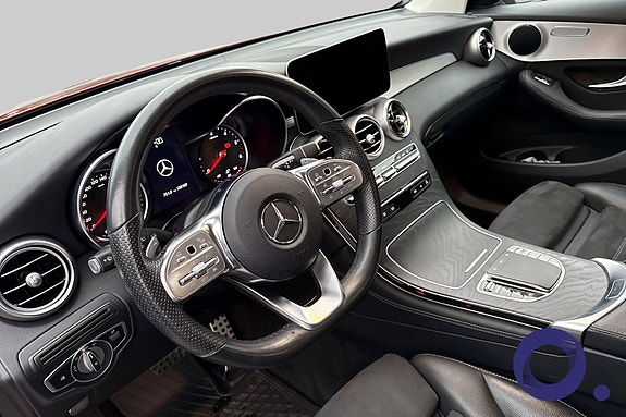 Mercedes-Benz GLC220 d 13 of 28