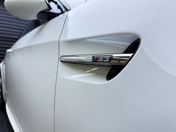 BMW M3 8 of 30