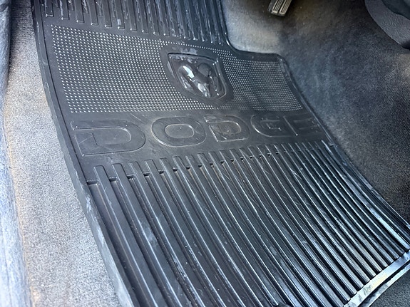Dodge RAM 2500 23 of 23