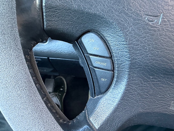 Dodge RAM 2500 22 of 23