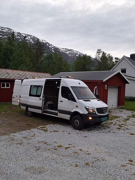 Mercedes-Benz Sprinter 316 2 of 10