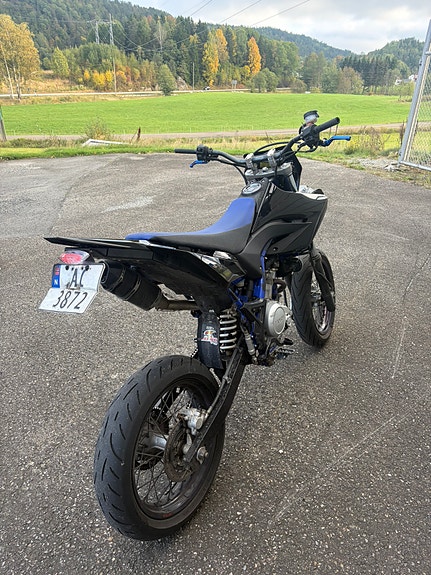 Yamaha WR 125 R 3 of 13