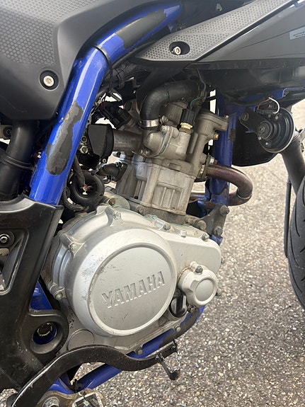 Yamaha WR 125 R 10 of 13
