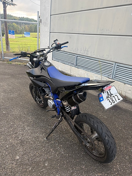Yamaha WR 125 R 5 of 13