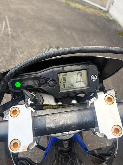 Yamaha WR 125 R 7 of 13