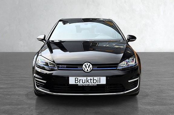 Denne lettekjørte VW Golf GTE kan bli din for kun 998 kr/mnd med 30% egenkapital. Løpetid 10 år.