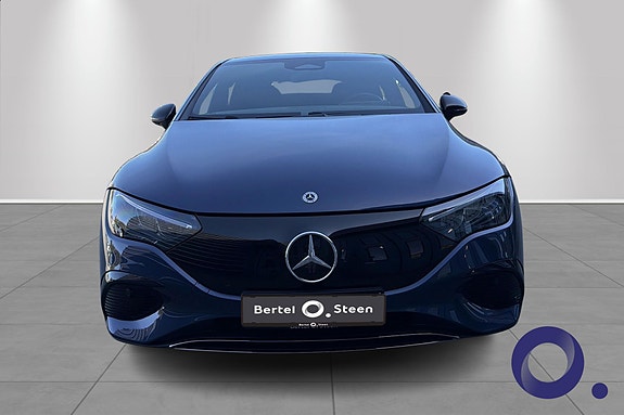 Mercedes-Benz EQE350 9 of 19