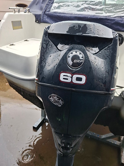 Evinrude 60 E-TEC. Selges som rep objekt 3 of 8