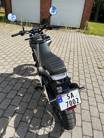 Husqvarna Svartpilen 125 19 of 25