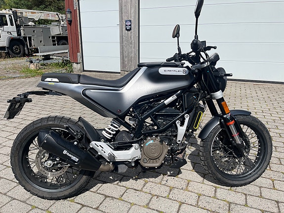 Husqvarna Svartpilen 125 20 of 25