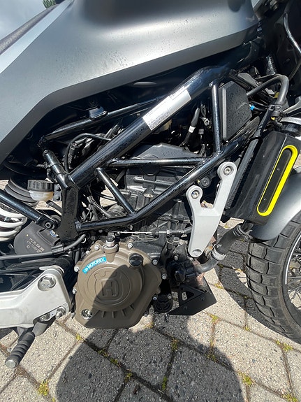 Husqvarna Svartpilen 125 11 of 25