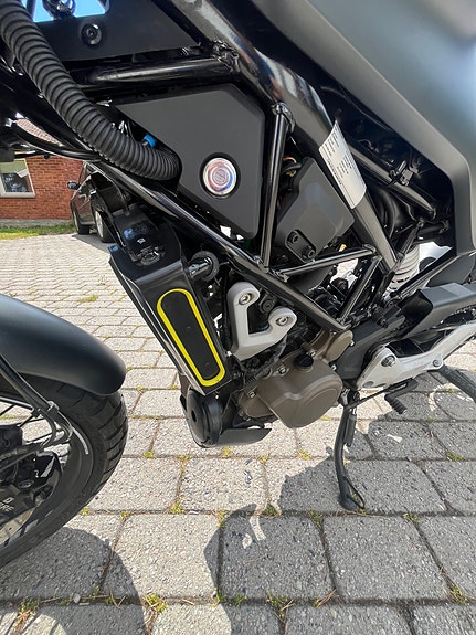 Husqvarna Svartpilen 125 8 of 25