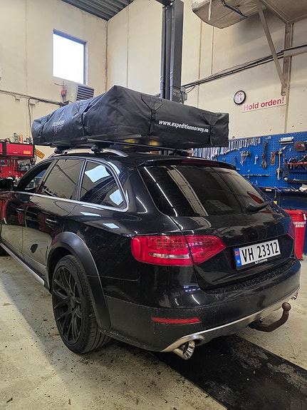 Audi A4 allroad 2 of 19