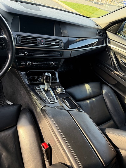 BMW 525d 26 of 30