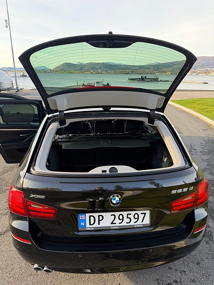 BMW 525d 15 of 30