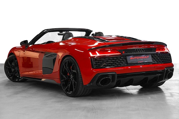 Audi R8 16 of 30