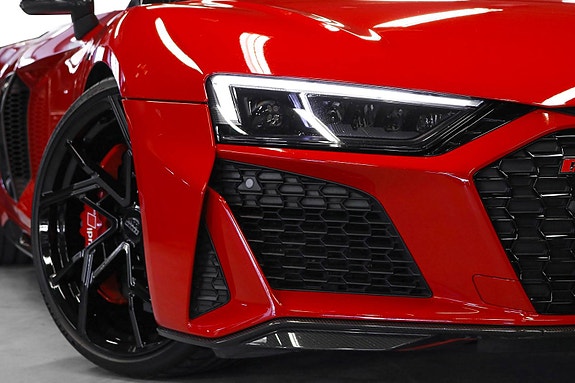 Audi R8 3 of 30