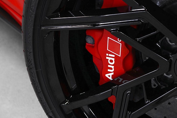 Audi R8 7 of 30