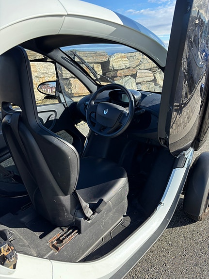 Renault Twizy 2 of 6