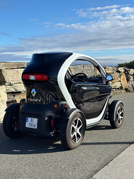 Renault Twizy 3 of 6