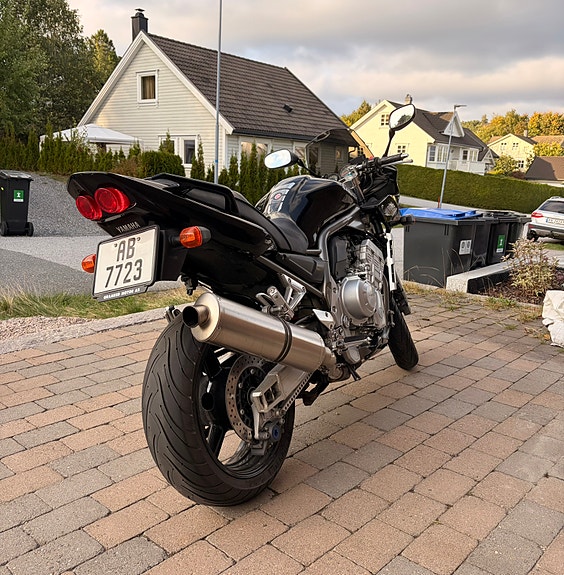 Yamaha FZS 1000 Fazer 5 of 19
