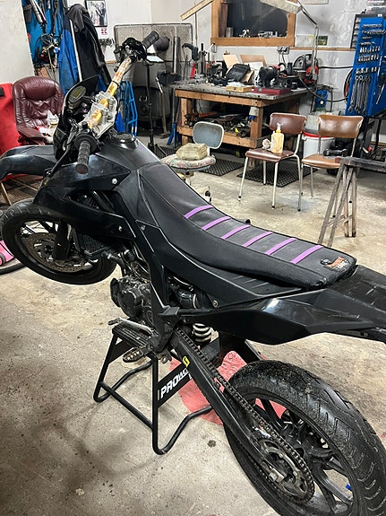 Derbi Senda DRD 125 SM 2 of 7