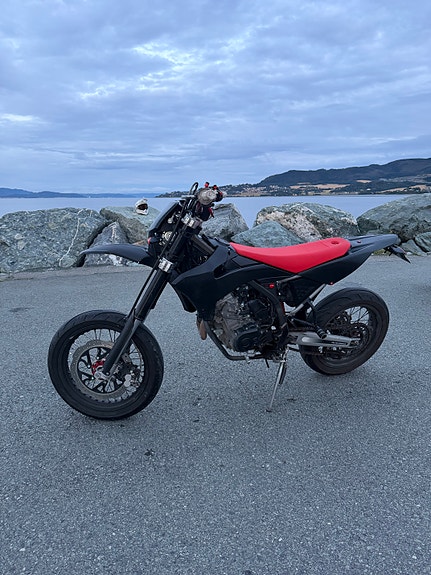 Fantic XMF 125 3 of 7