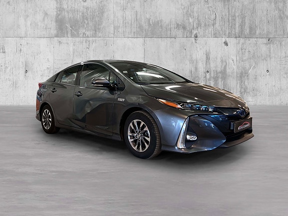 Toyota Prius 3 of 27