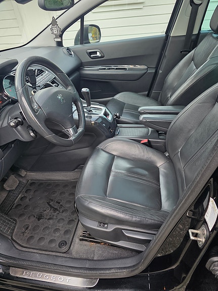 Peugeot 5008 17 of 24