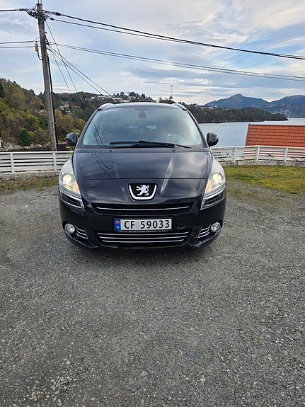 Peugeot 5008 8 of 24