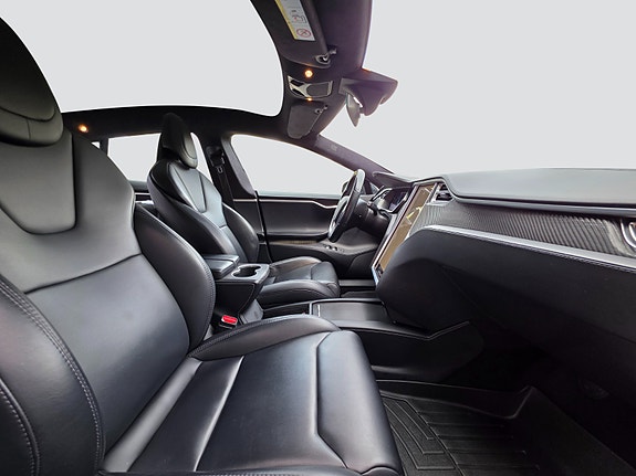 Tesla Model S 10 of 27