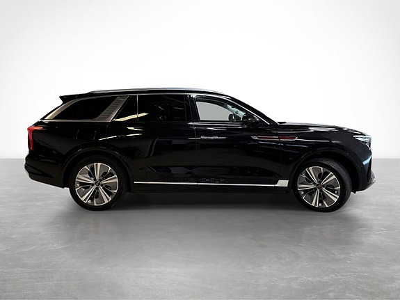 Hongqi E-HS9 8 of 30
