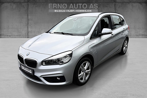 BMW 225xe 4 of 16