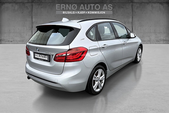 BMW 225xe 7 of 16