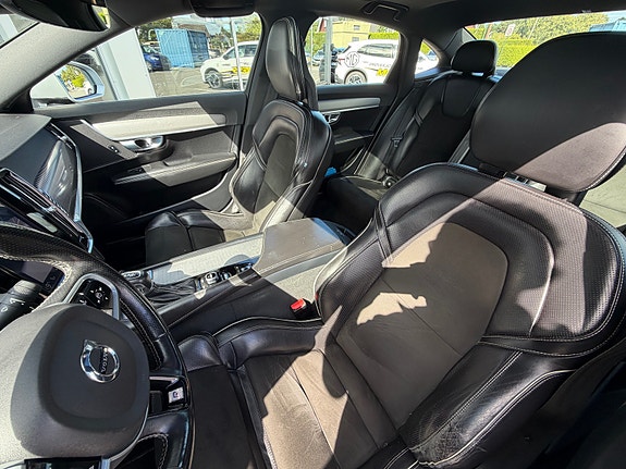Volvo S90 21 of 21