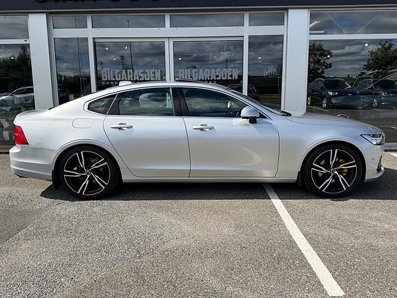 Volvo S90 11 of 21