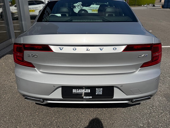 Volvo S90 9 of 21